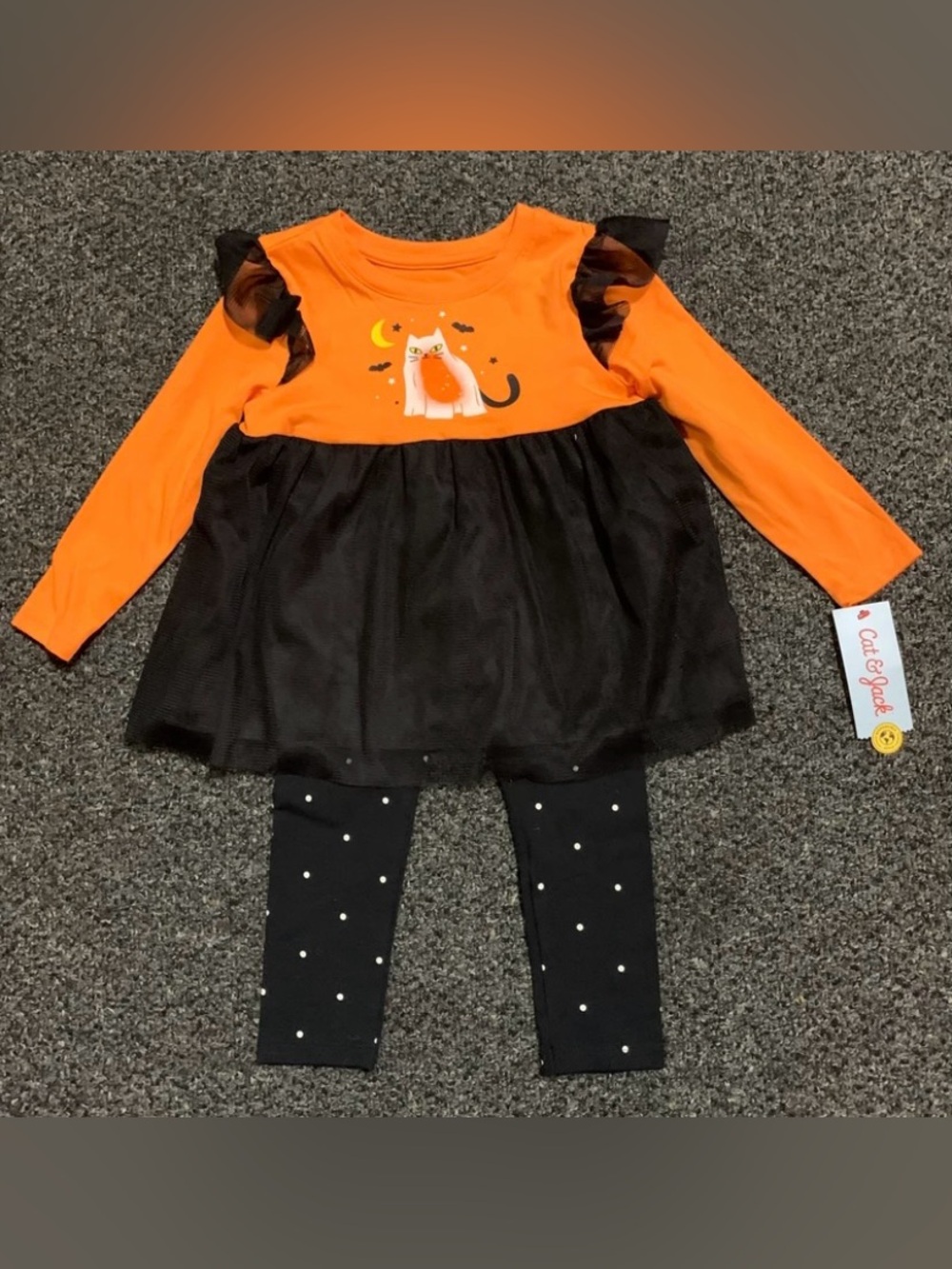 New Cat & Jack toddler girl size 2T shimmery cat and bats outfit